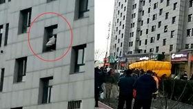 坠楼吃瓜资源,吃瓜群众背后的真相与反思