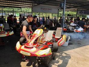 卡丁车吃瓜,揭秘赛车场上的趣味瞬间