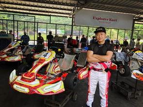 卡丁车吃瓜,揭秘赛车场上的趣味瞬间